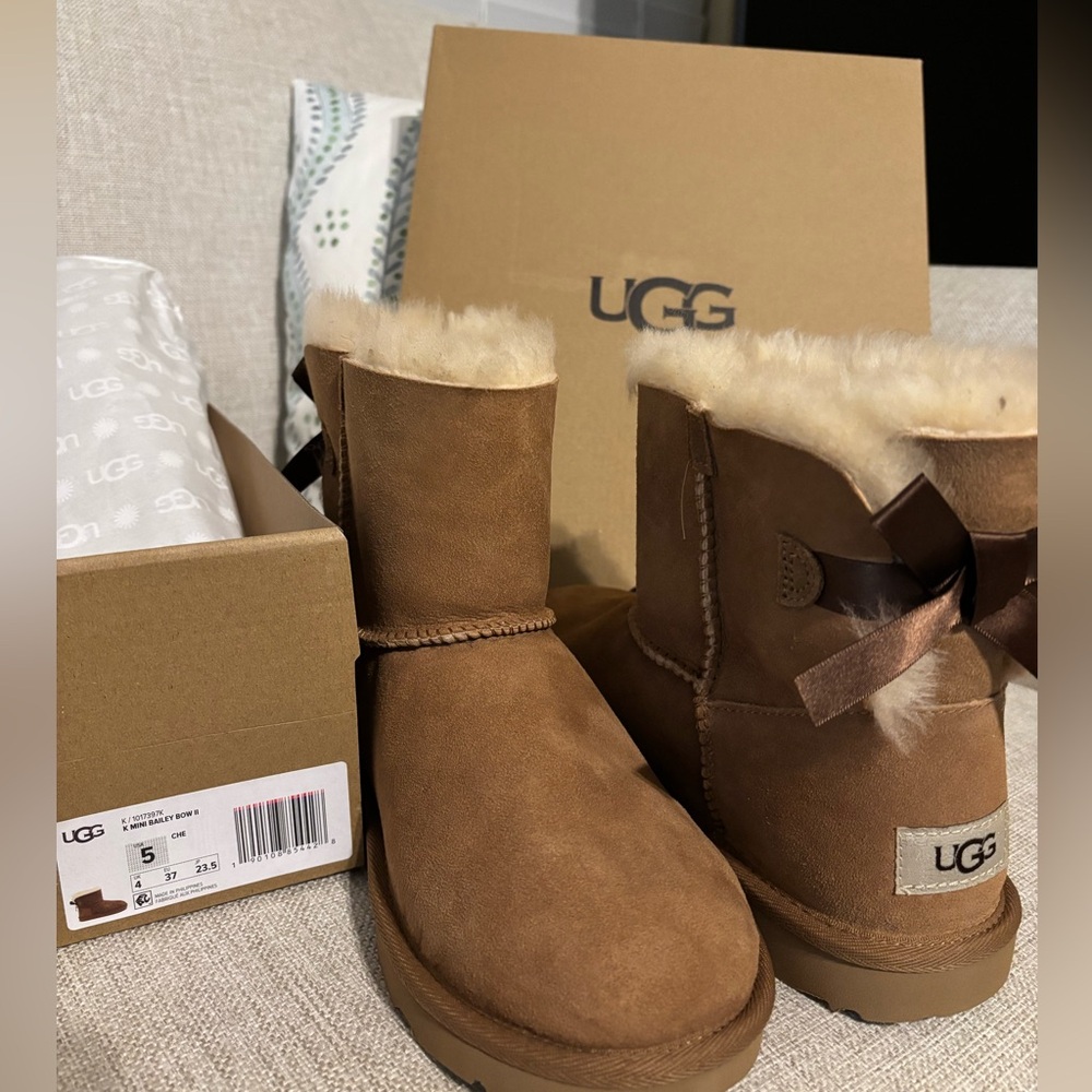 UGG Bailey Bow II boots